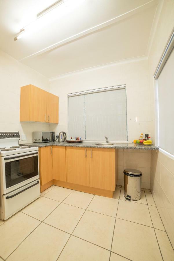 Garden Place Guest Houses Йоганнесбурґ Екстер'єр фото